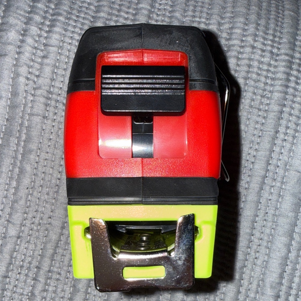 Milwaukee Stud 25FT Tape Measure - Red and Black - Picture 4 of 4